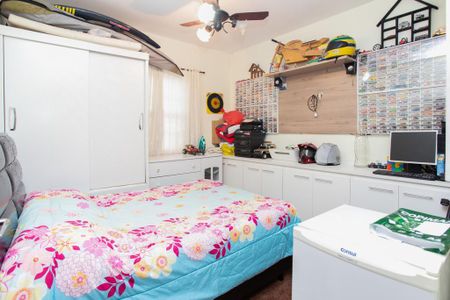 Casa à venda com 152m², 3 quartos e 2 vagas