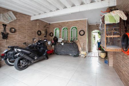 Casa à venda com 152m², 3 quartos e 2 vagas