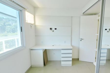 Apartamento para alugar com 105m², 2 quartos e 2 vagas Apartamento para alugar com 105m², 2 quartos e 2 vagasQuarto
