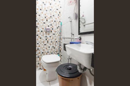 Apartamento à venda com 66m², 2 quartos e sem vaga Apartamento à venda com 66m², 2 quartos e sem vagaBanheiro da Suíte