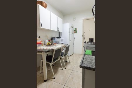 Apartamento à venda com 66m², 2 quartos e sem vaga Apartamento à venda com 66m², 2 quartos e sem vagaCozinha