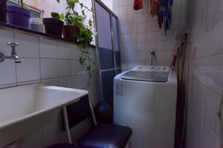 Apartamento à venda com 66m², 2 quartos e sem vaga Apartamento à venda com 66m², 2 quartos e sem vagaÁrea de Serviço