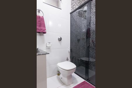 Apartamento à venda com 66m², 2 quartos e sem vaga Apartamento à venda com 66m², 2 quartos e sem vagaBanheiro Social