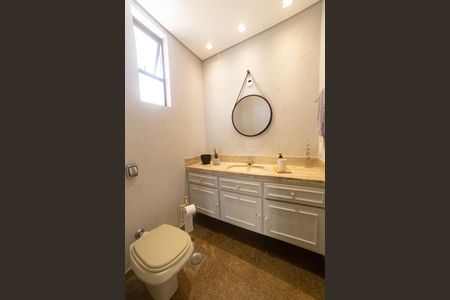 Apartamento à venda com 420m², 4 quartos e 4 vagas Apartamento à venda com 420m², 4 quartos e 4 vagasLavabo 2