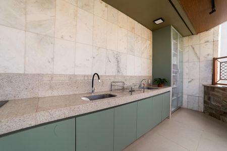 Apartamento à venda com 420m², 4 quartos e 4 vagas Apartamento à venda com 420m², 4 quartos e 4 vagasCozinha e Churrasqueira