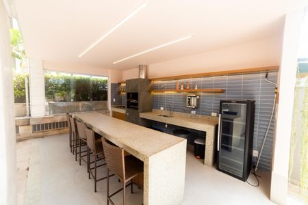 Apartamento à venda com 420m², 4 quartos e 4 vagas Apartamento à venda com 420m², 4 quartos e 4 vagasÁrea comum - Salão de festas