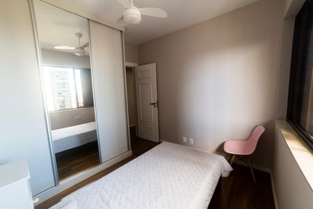 Apartamento à venda com 420m², 4 quartos e 4 vagas Apartamento à venda com 420m², 4 quartos e 4 vagasQuarto 1