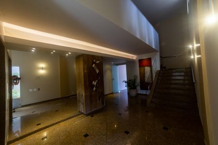 Apartamento à venda com 420m², 4 quartos e 4 vagas Apartamento à venda com 420m², 4 quartos e 4 vagasÁrea comum - Hall social
