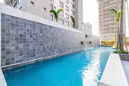 Apartamento para alugar com 141m², 2 quartos e 2 vagas Apartamento para alugar com 141m², 2 quartos e 2 vagasÁrea comum - Piscina