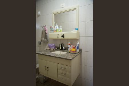 Casa à venda com 236m², 4 quartos e 3 vagasBanheiro da Suíte