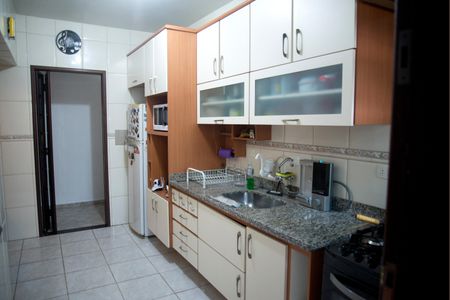 Casa à venda com 236m², 4 quartos e 3 vagasCozinha