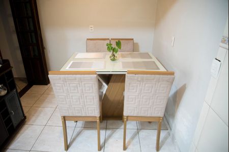 Casa à venda com 236m², 4 quartos e 3 vagasCozinha