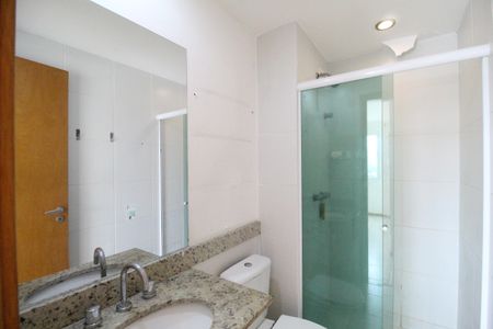 Apartamento à venda com 69m², 3 quartos e 1 vagaBanheiro da suíte