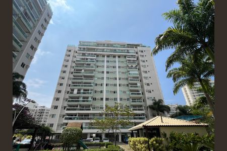 Apartamento à venda com 69m², 3 quartos e 1 vaga Apartamento à venda com 69m², 3 quartos e 1 vagaFachada do bloco