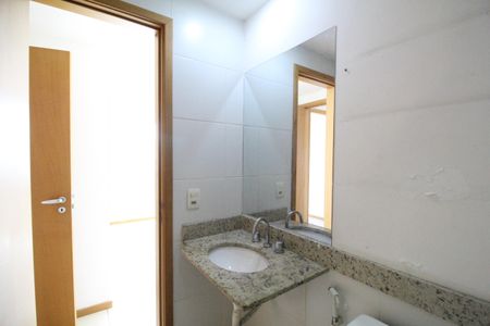 Apartamento à venda com 69m², 3 quartos e 1 vagaBanheiro da suíte