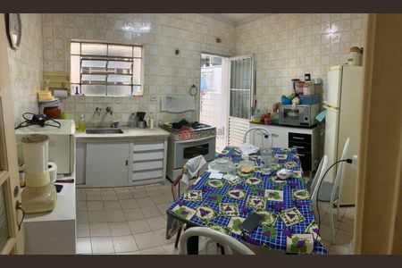 Casa à venda com 92m², 2 quartos e 1 vaga