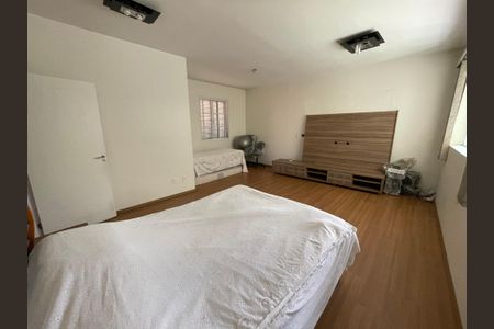 Casa de condomínio para alugar com 300m², 3 quartos e 6 vagas Casa de condomínio para alugar com 300m², 3 quartos e 6 vagasSuíte 2
