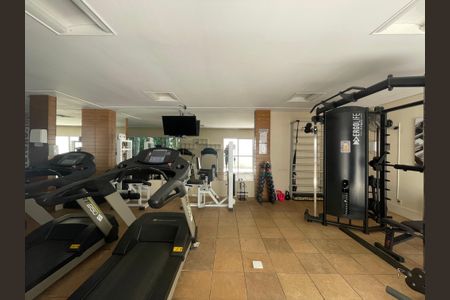 Casa de condomínio para alugar com 300m², 3 quartos e 6 vagas Casa de condomínio para alugar com 300m², 3 quartos e 6 vagasAcademia