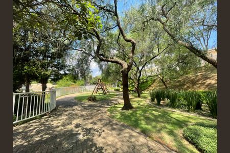 Casa de condomínio para alugar com 300m², 3 quartos e 6 vagas Casa de condomínio para alugar com 300m², 3 quartos e 6 vagasCondomínio