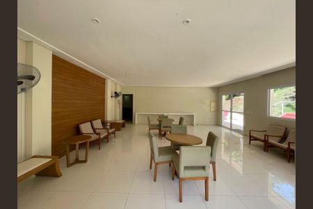 Casa de condomínio para alugar com 300m², 3 quartos e 6 vagas Casa de condomínio para alugar com 300m², 3 quartos e 6 vagasAcademia