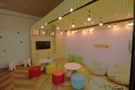 Apartamento para alugar com 34m², 2 quartos e 1 vagaÁrea comum