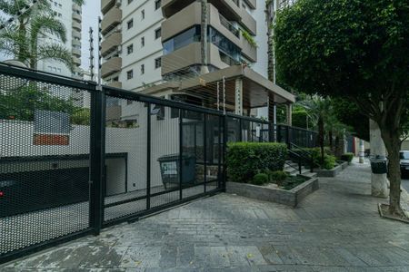 Apartamento à venda com 295m², 4 quartos e 3 vagas Apartamento à venda com 295m², 4 quartos e 3 vagasFachada