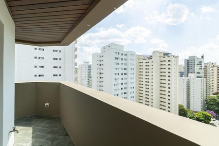Apartamento à venda com 295m², 4 quartos e 3 vagas Apartamento à venda com 295m², 4 quartos e 3 vagasVaranda da Sala