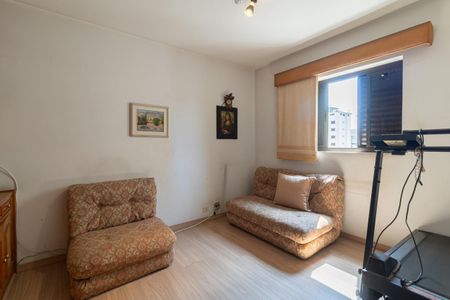 Apartamento à venda com 295m², 4 quartos e 3 vagas Apartamento à venda com 295m², 4 quartos e 3 vagasQuarto 4