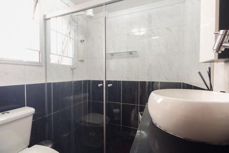 Apartamento à venda com 74m², 3 quartos e 1 vaga Apartamento à venda com 74m², 3 quartos e 1 vagaBanheiro Suíte