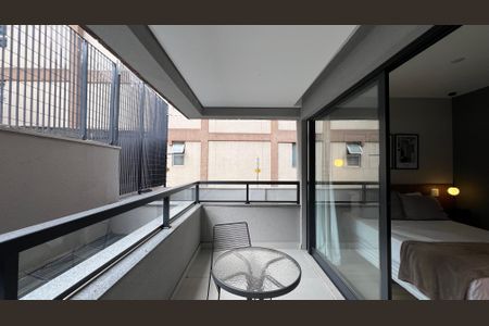 Studio à venda com 25m², 1 quarto e sem vaga Studio à venda com 25m², 1 quarto e sem vagaVaranda