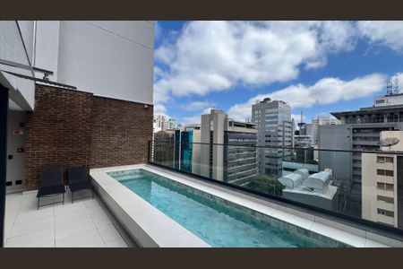 Studio à venda com 25m², 1 quarto e sem vaga Studio à venda com 25m², 1 quarto e sem vagaÁrea comum - Piscina