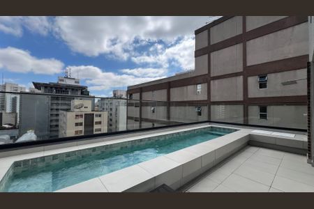 Studio à venda com 25m², 1 quarto e sem vaga Studio à venda com 25m², 1 quarto e sem vagaÁrea comum - Piscina