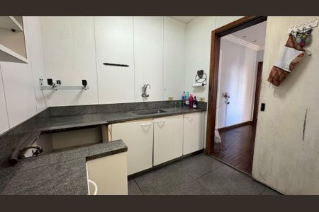 Apartamento à venda com 115m², 3 quartos e 1 vaga Apartamento à venda com 115m², 3 quartos e 1 vagaCozinha