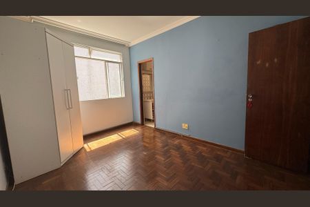 Apartamento à venda com 115m², 3 quartos e 1 vaga Apartamento à venda com 115m², 3 quartos e 1 vagaQuarto 01 - Suíte