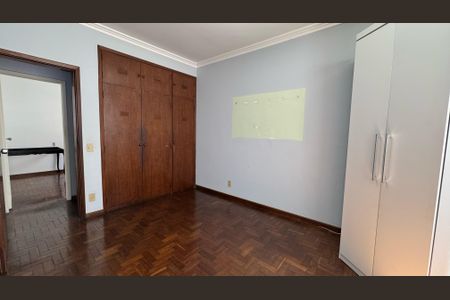 Apartamento à venda com 115m², 3 quartos e 1 vaga Apartamento à venda com 115m², 3 quartos e 1 vagaQuarto 01 - Suíte