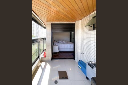 Apartamento à venda com 210m², 4 quartos e 4 vagas Apartamento à venda com 210m², 4 quartos e 4 vagasSacada - Suíte 3