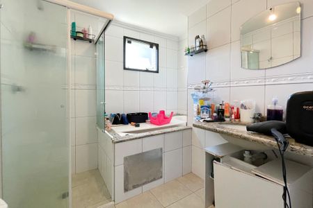 Apartamento à venda com 210m², 4 quartos e 4 vagas Apartamento à venda com 210m², 4 quartos e 4 vagasBanheiro - Suíte 2