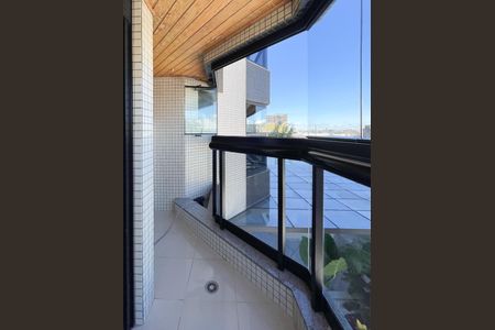 Apartamento à venda com 210m², 4 quartos e 4 vagas Apartamento à venda com 210m², 4 quartos e 4 vagasSacada - Suíte 1 e 2