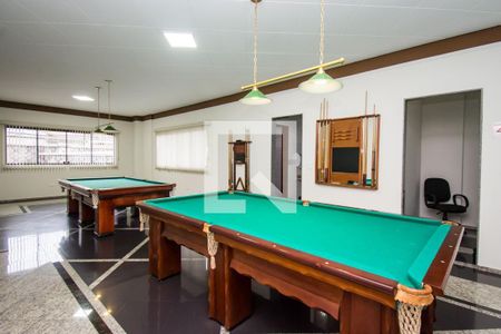 Apartamento à venda com 210m², 4 quartos e 4 vagas Apartamento à venda com 210m², 4 quartos e 4 vagasÁrea comum - Salão de jogos