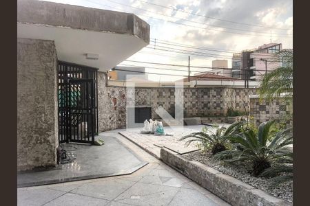 Apartamento à venda com 210m², 4 quartos e 4 vagas Apartamento à venda com 210m², 4 quartos e 4 vagasÁrea comum