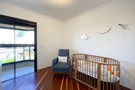 Apartamento à venda com 210m², 4 quartos e 4 vagas Apartamento à venda com 210m², 4 quartos e 4 vagasSuíte 2