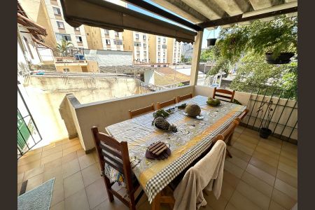 Casa à venda com 126m², 3 quartos e 1 vaga Casa à venda com 126m², 3 quartos e 1 vagaQuintal