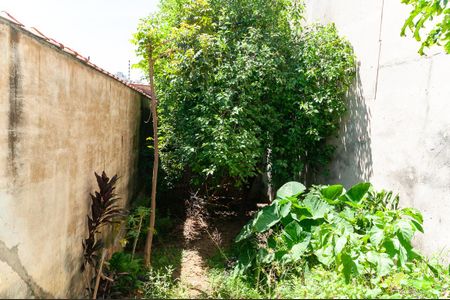 Casa à venda com 160m², 4 quartos e 1 vaga Casa à venda com 160m², 4 quartos e 1 vagaQuintal