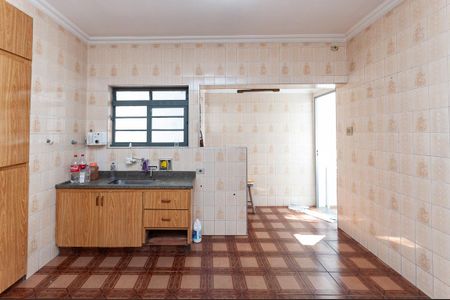 Casa à venda com 160m², 4 quartos e 1 vaga Casa à venda com 160m², 4 quartos e 1 vagaCozinha