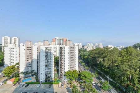 Apartamento à venda com 155m², 3 quartos e 3 vagas Apartamento à venda com 155m², 3 quartos e 3 vagasVista da Suíte 3