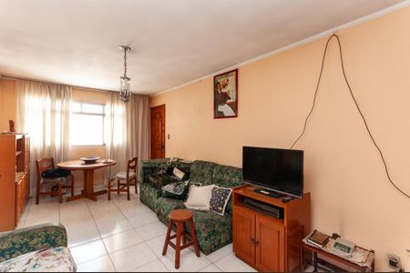 Apartamento para alugar com 73m², 2 quartos e sem vaga Apartamento para alugar com 73m², 2 quartos e sem vagaSala