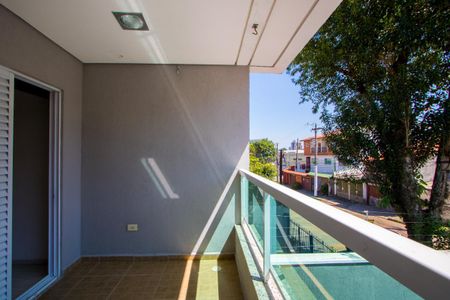 Casa à venda com 270m², 4 quartos e 2 vagas Casa à venda com 270m², 4 quartos e 2 vagasVaranda da Suíte