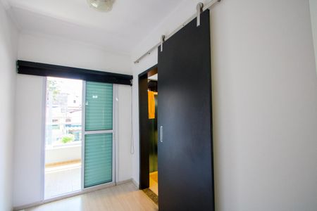 Casa à venda com 270m², 4 quartos e 2 vagas Casa à venda com 270m², 4 quartos e 2 vagasSuíte