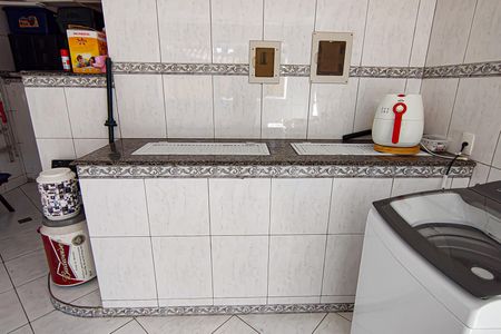 Casa de condomínio à venda com 321m², 5 quartos e 4 vagas Casa de condomínio à venda com 321m², 5 quartos e 4 vagasÁrea de Serviço