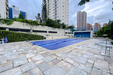 Apartamento à venda com 75m², 3 quartos e 1 vagaÁrea comum - Piscina